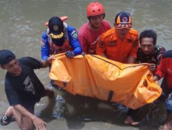 Diduga Tenggelam, Mayat Bocah Ditemukan Mengapung di Saluran Irigasi