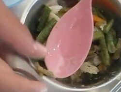 Program MBG di Muna Barat, Siswa Temukan Ulat di Sayur