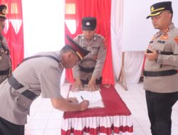 Polres Muna Gelar Serah Terima Jabatan Kapolsek Tikep dan Kasi Humas