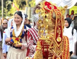 Tenun Muna Barat Pukau Wamendag, Regenerasi Penenun Jadi Perhatian Utama
